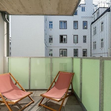 Sunny 1Br Home With Balcony By Hm Виена Екстериор снимка